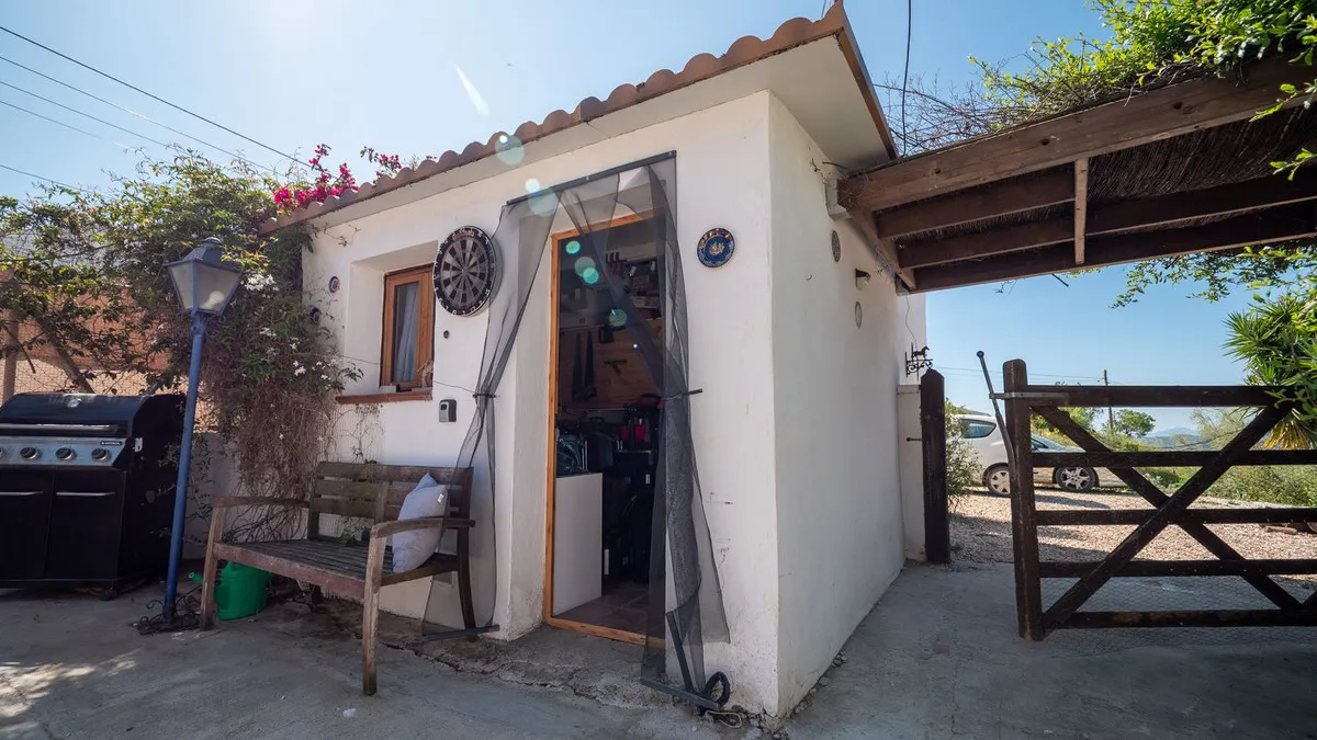 c93f0a39-85b1-4ada-af93-0214ba69b208