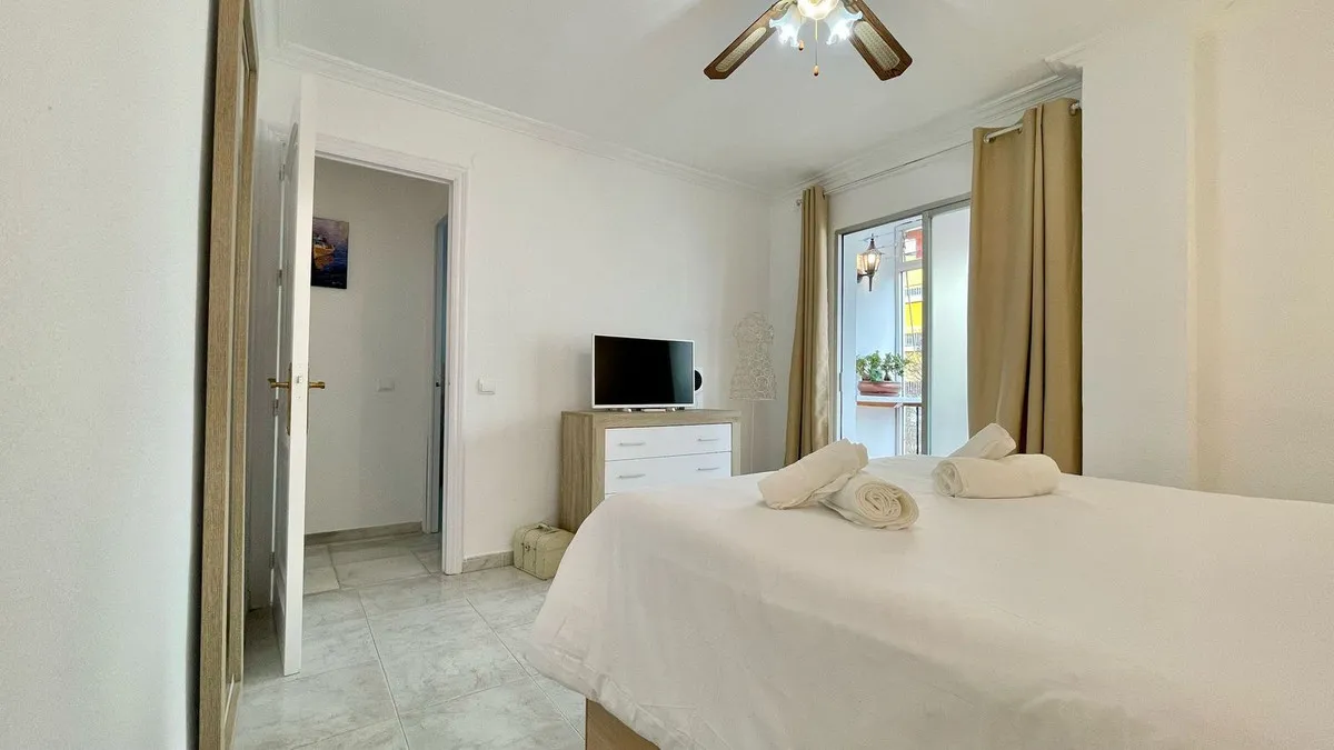 62547d10-fc3b-4fb9-ad41-18a16e55e2fb