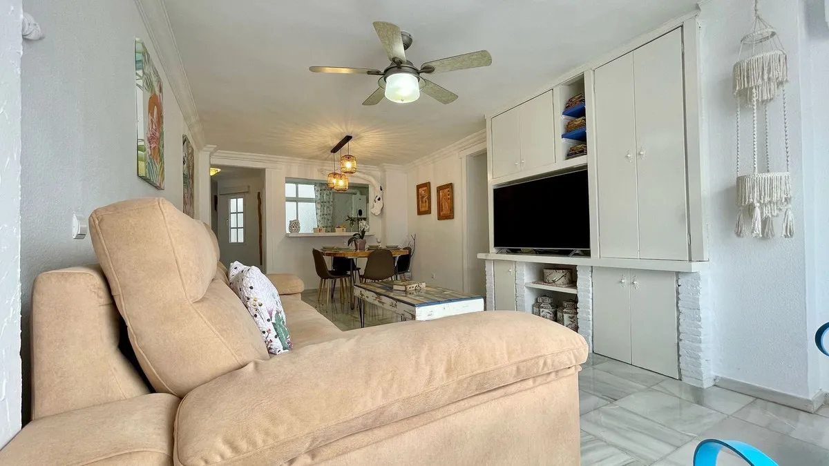 875f11fe-1e74-4ee0-98a1-600903dff9fd