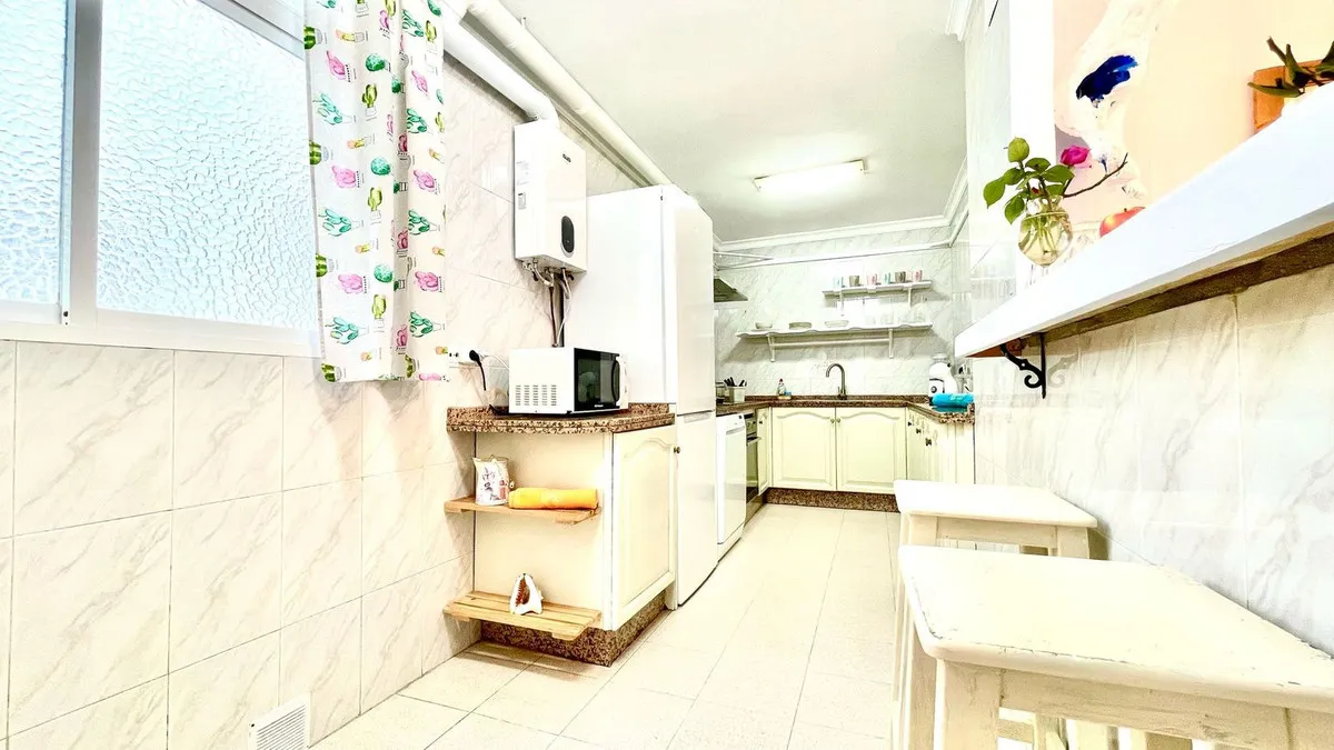 8ad39559-e8b7-4886-9ab4-bea7bfc7469f