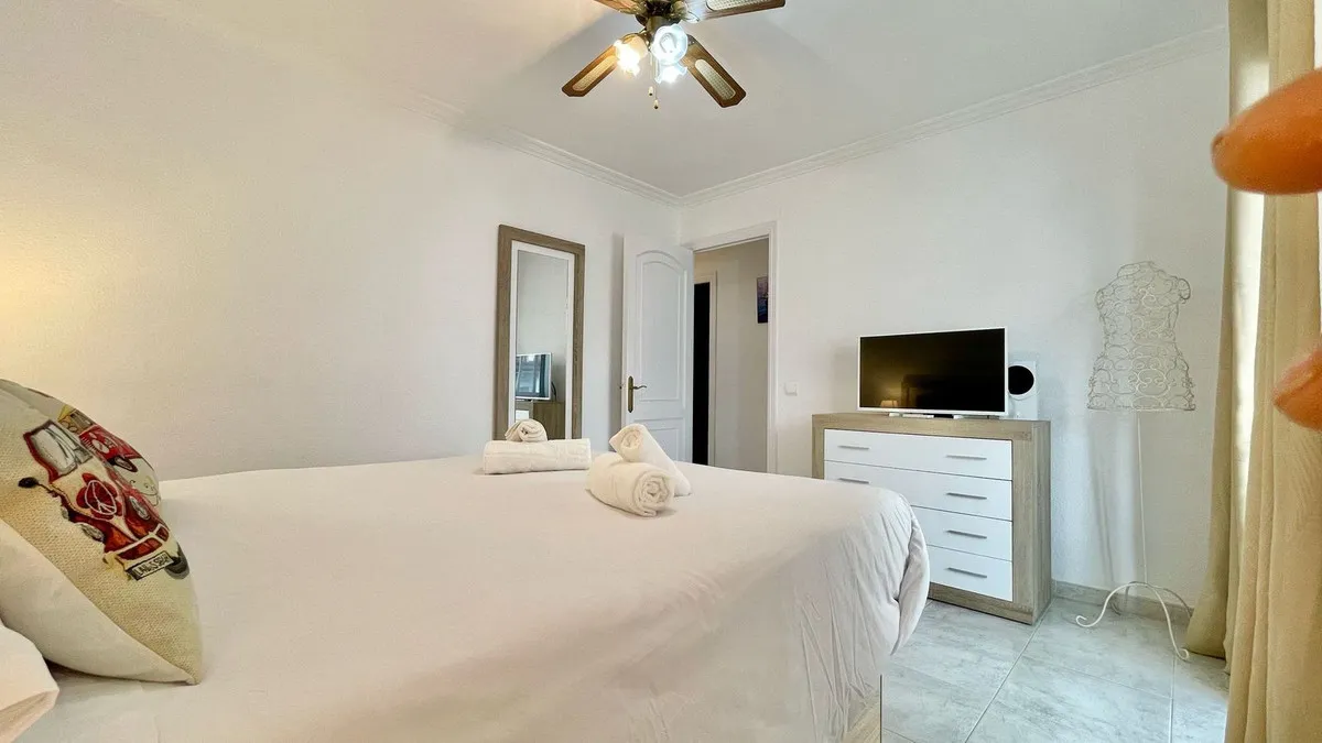 90e30099-818f-4f1a-8bef-80cf030821ea