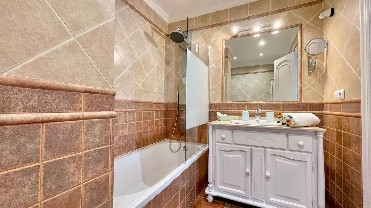 decd545d-2f20-453d-bb7e-0fae88d4bf41