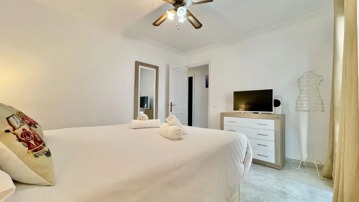 f97e5304-880b-41c0-aded-13963dc1ac71