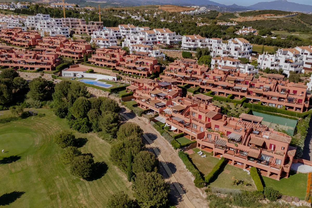 2261915e-fcf0-4994-8365-f42c4d8fde43