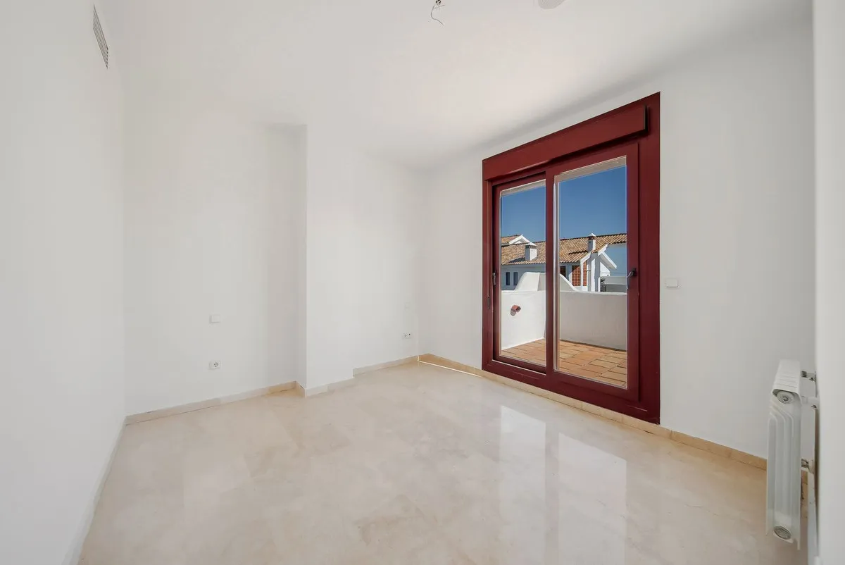 435d4b3a-fca5-4a73-a0e8-a38a5b5e2030