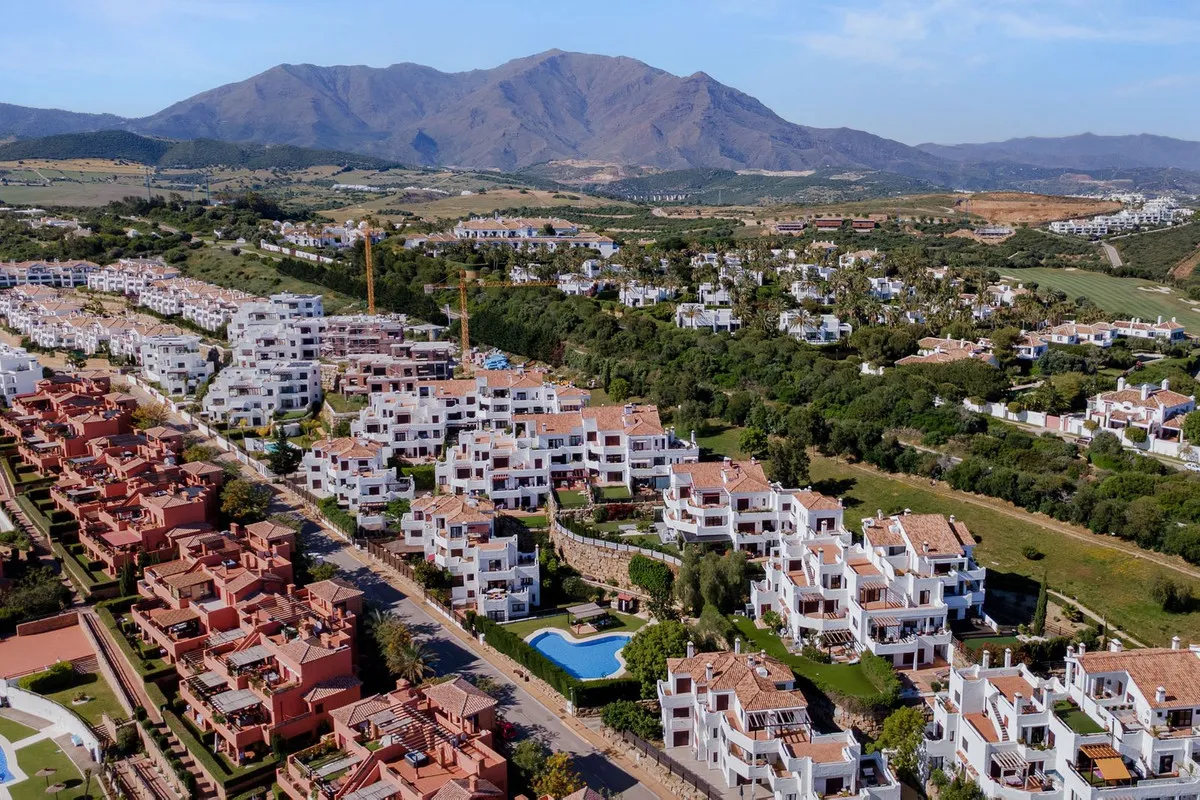 748f7be4-13d8-4ce5-a742-a961281119ba