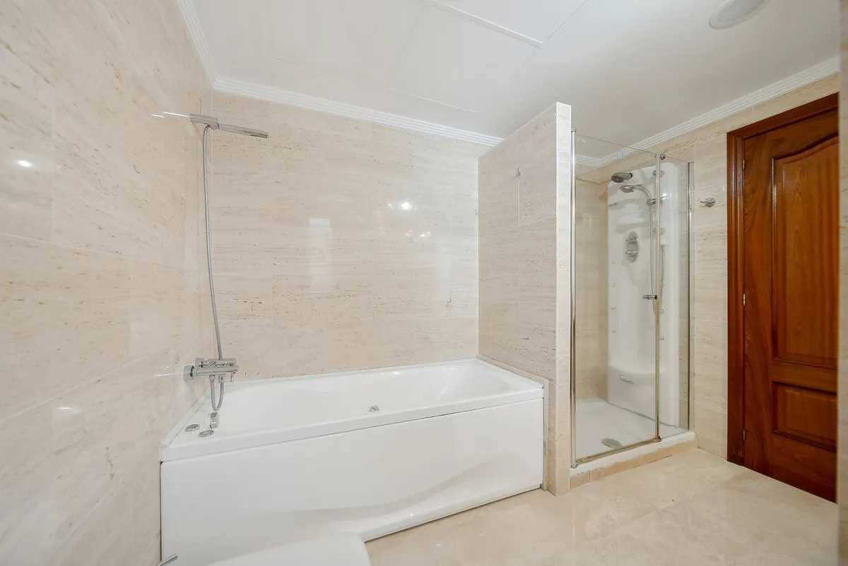 85295d42-065f-43f5-a40a-9284284eb484