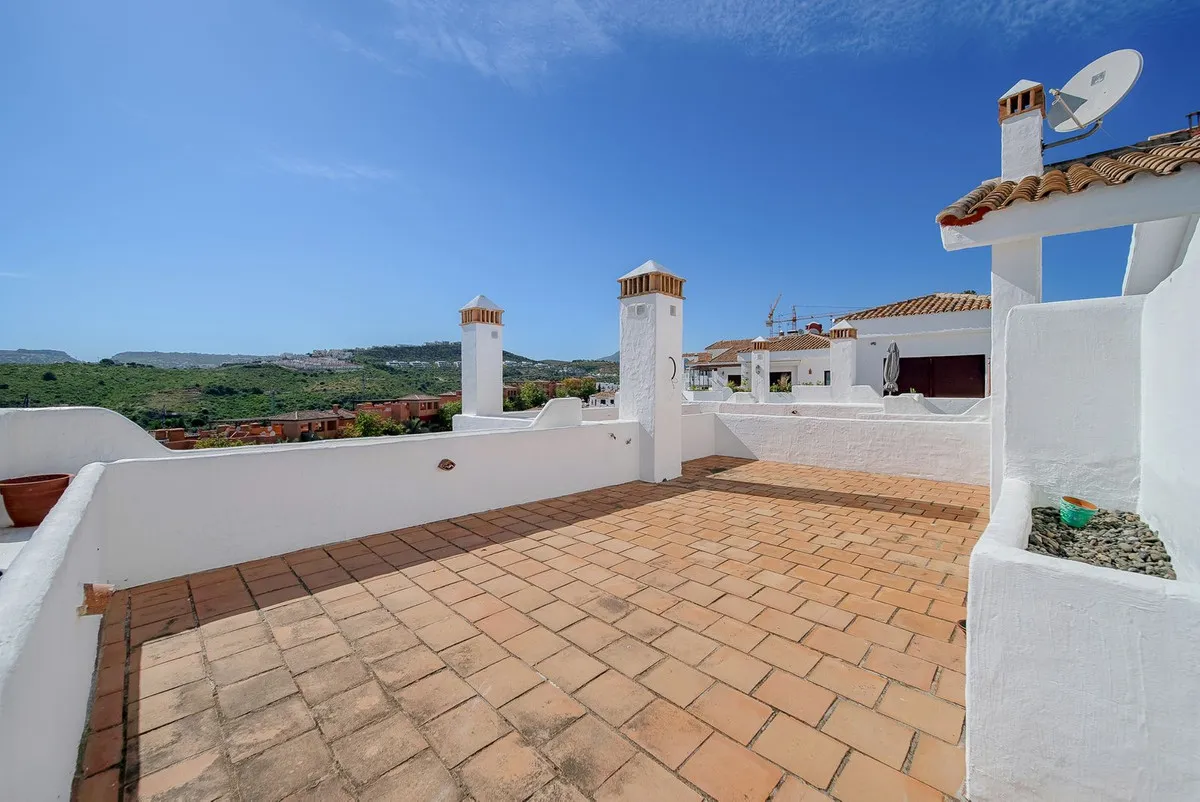 fa4082e6-8af4-4792-9fa4-b4ddbc131fa3