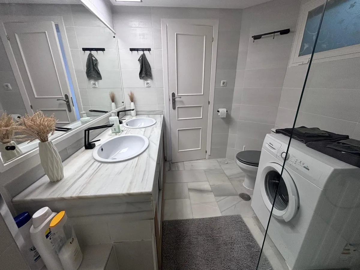 d21e5951-5e2a-4fb8-96d2-18464bf5ac27