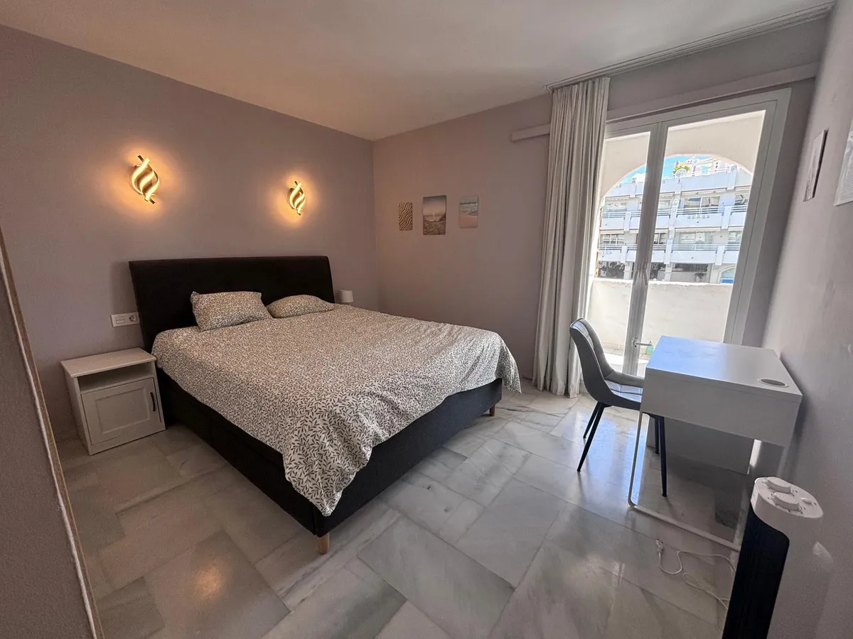 f3e93ea7-7933-413d-b73c-782e3958ba26