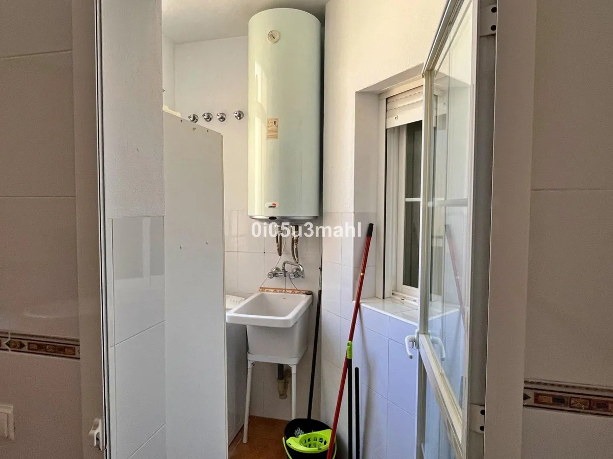 4ea87c8c-8fb3-4ca0-8602-d4a7ef29f256