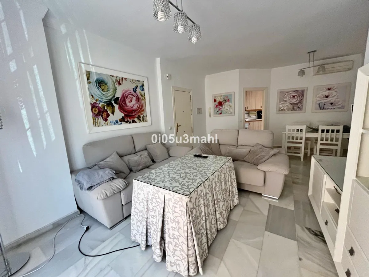 c1d72bb3-d8b9-4ebb-a5e7-bd3e714a9cf7