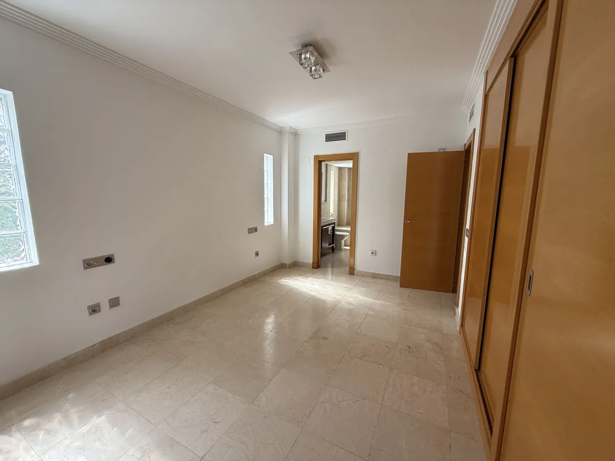 005ed735-570b-4522-a5dd-f98a610063cb