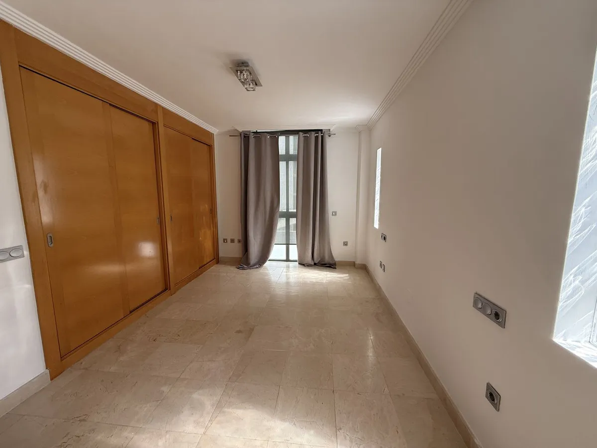 18b1e4ec-8bfa-4064-bb2a-0fb9a554ca0c