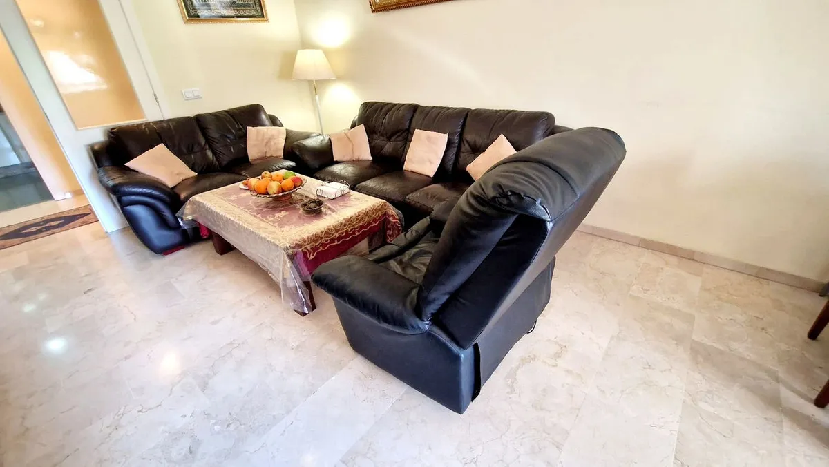 bbeb4ad7-014c-4afe-a376-c04bf90b4c45