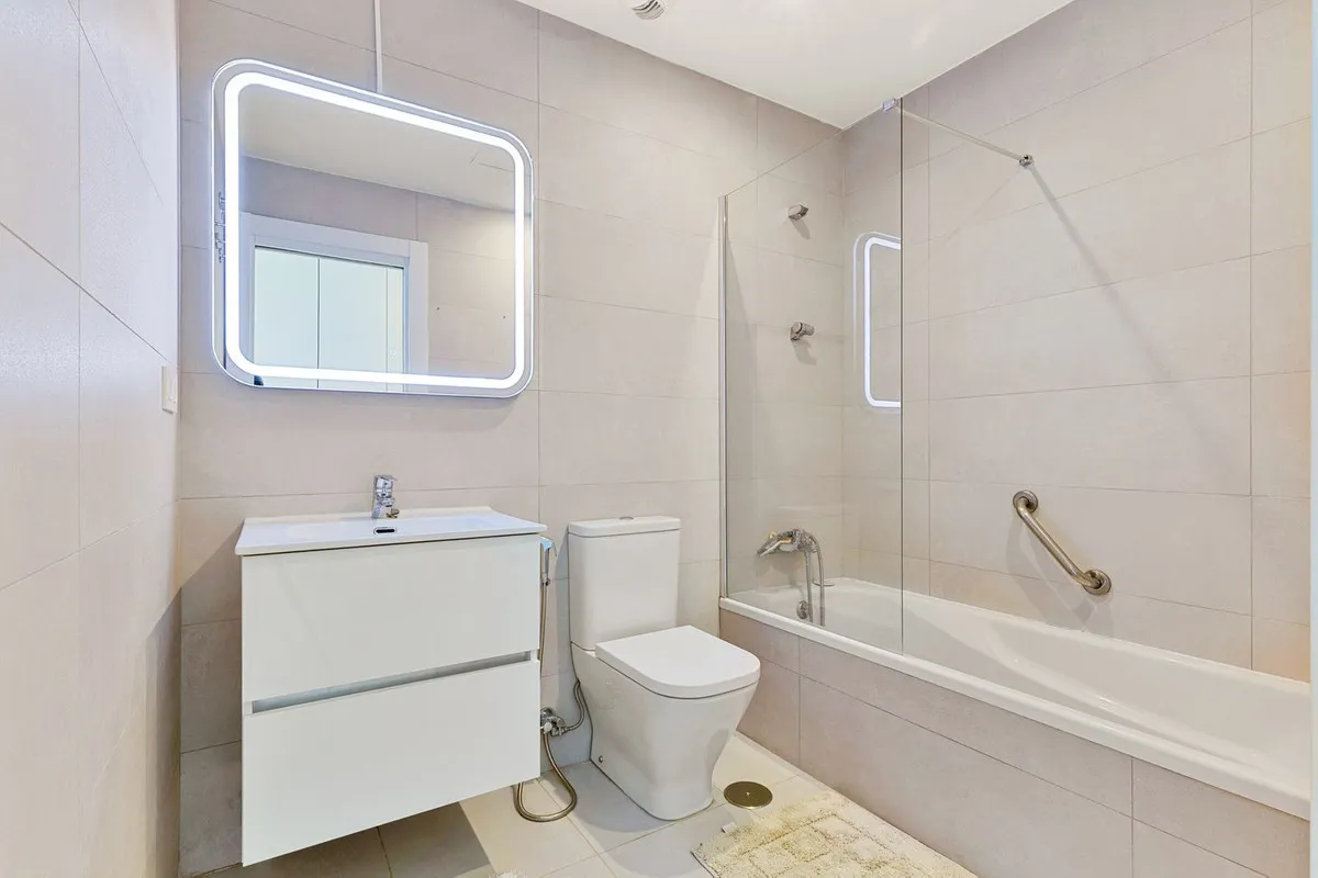 2ef6414a-fb54-4e43-a388-c524b3d9045d