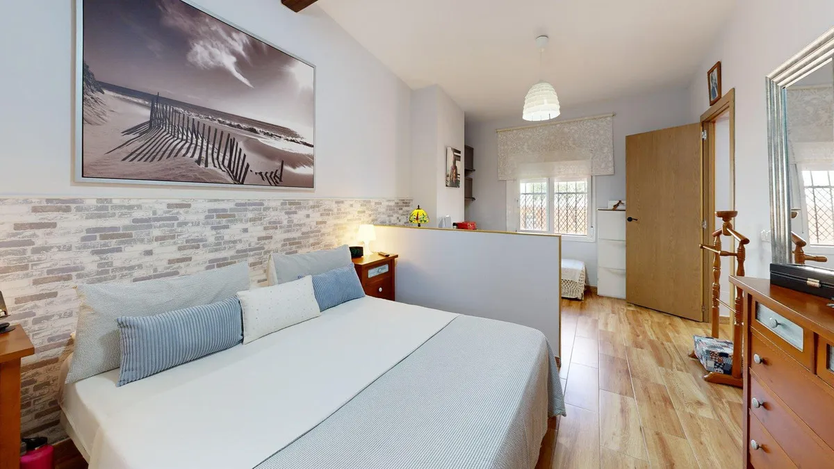 7075e191-756f-4921-a90c-3772117a72b6