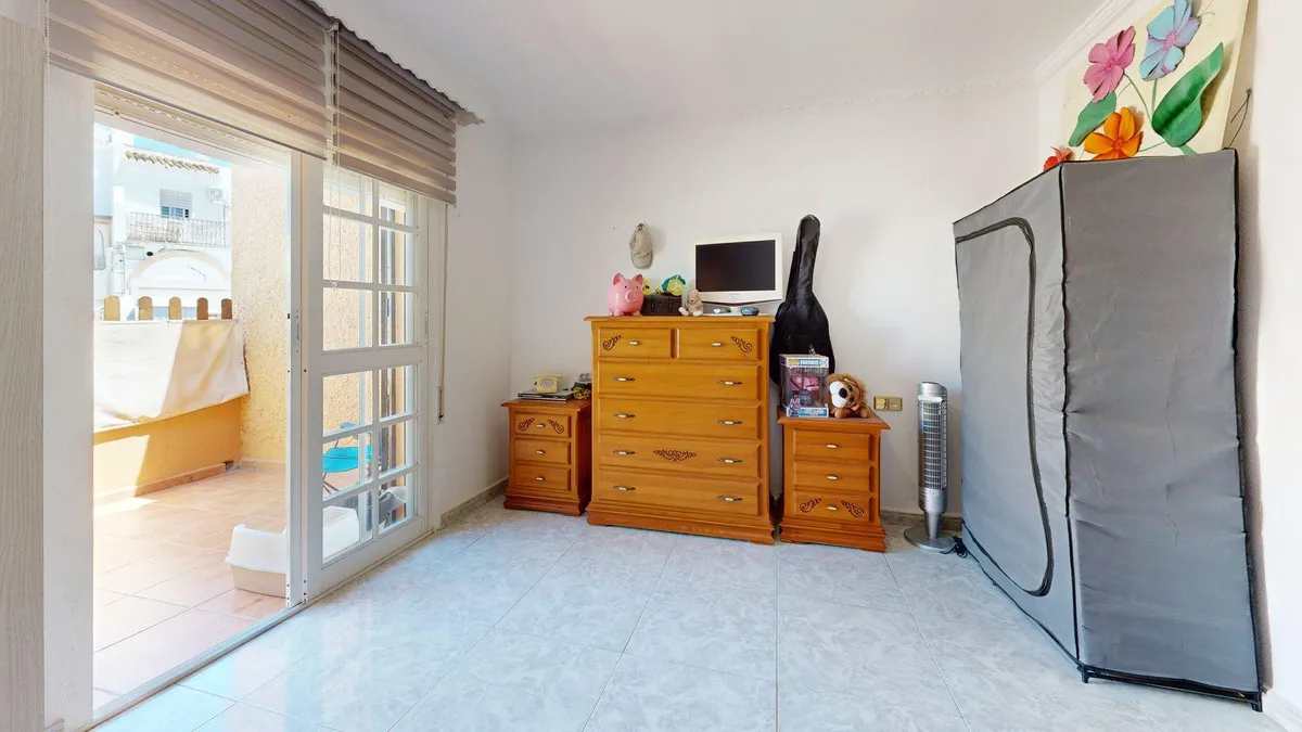 8085a1e7-a573-4635-9bb7-597ed42e8986