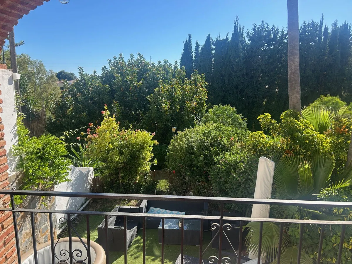 6bc475e9-2f29-489d-9675-a321b2ae927c