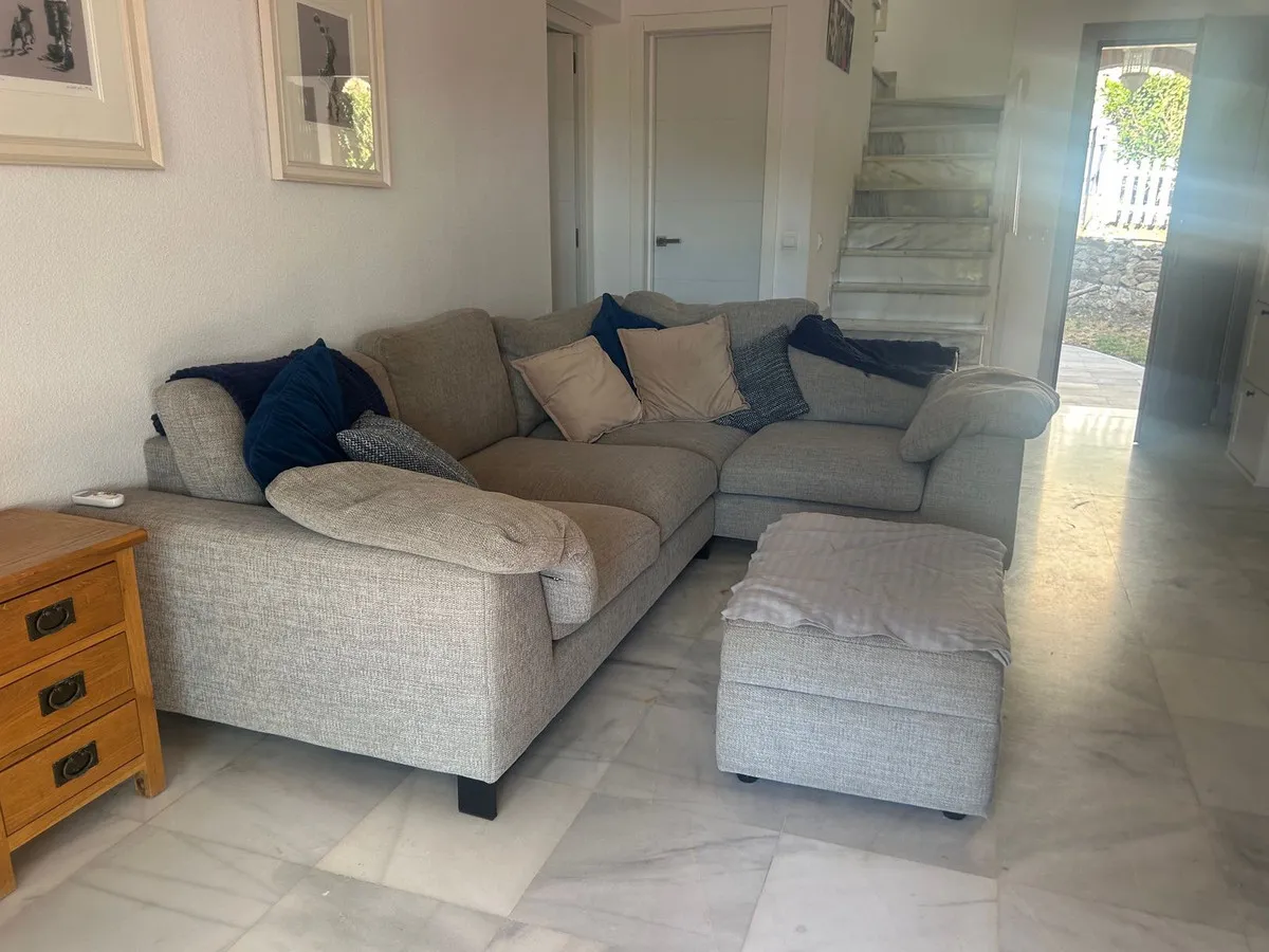 dd02dc9b-a37f-4660-84d8-2700cac06270