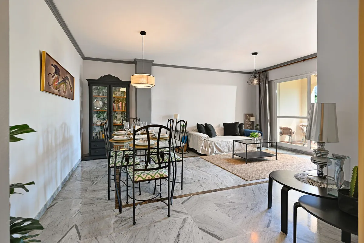 056b5a4b-f6da-4c28-9d9d-e112356e61d9