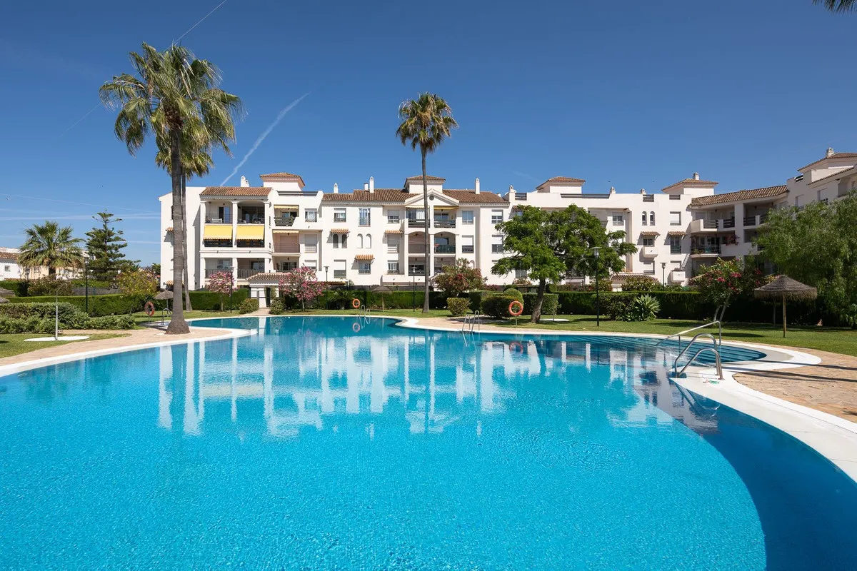 0b93c14c-8290-4658-b7dc-37f676fb8594