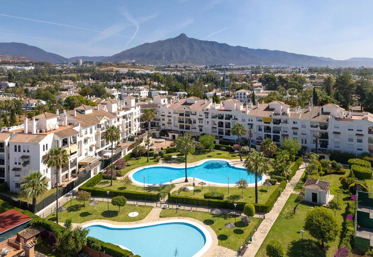 c9c80025-1924-4994-9d50-602bad3bb25a