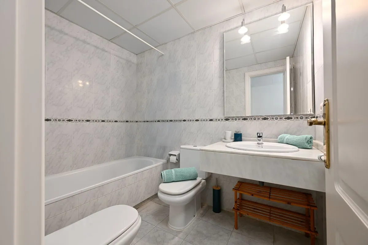 ee8d6058-ad80-43cf-8eef-53759339fde6