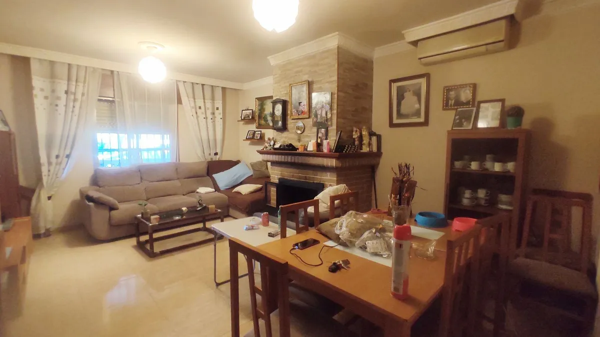 16110302-d3e7-431b-9ddf-bfe1ebb7e806