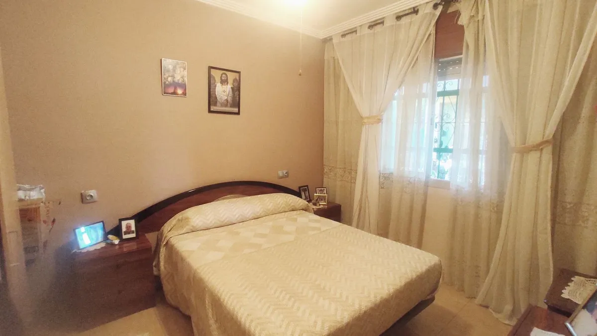 97498b6b-0e4b-4b87-9bae-5a4c1474fbfc