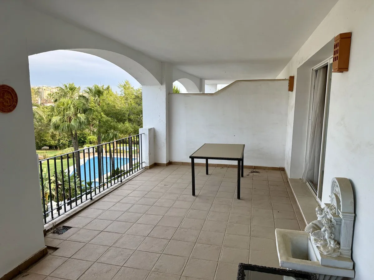 aa9e609f-baa7-4298-b2bd-ba705fb95f74