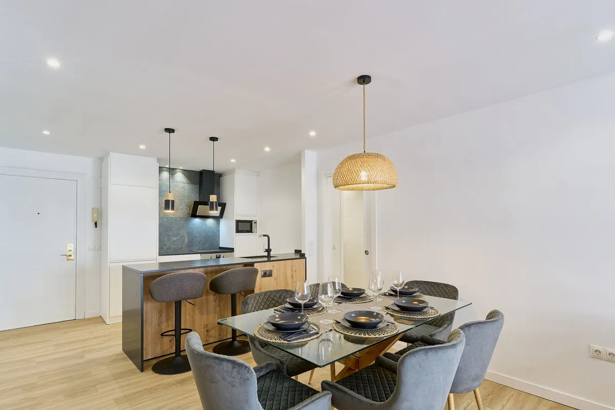 13fca324-b034-4629-99ee-63695d54cf80