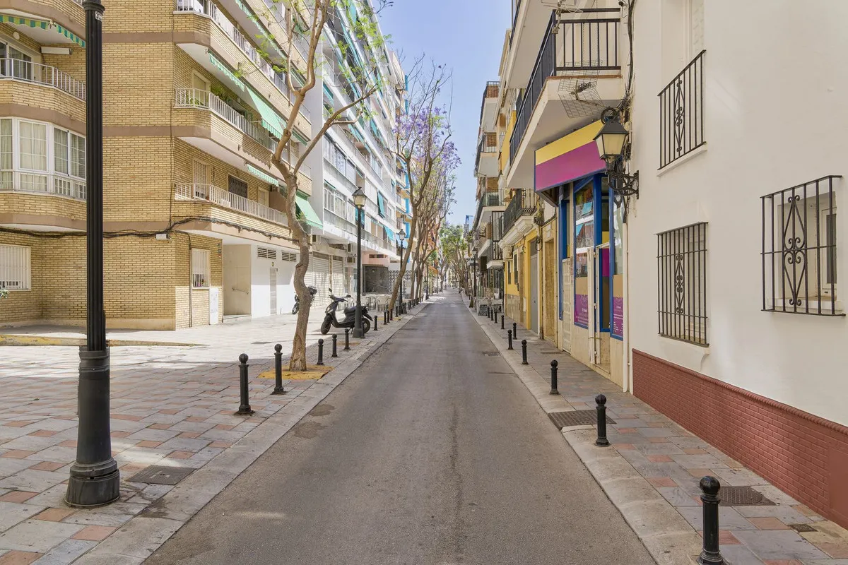 fa7008be-0e59-42c8-a0ec-c49770f1fcf1