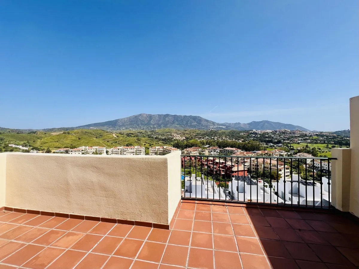 eb569fef-b3d3-4db1-aa6f-17c963dc25a3