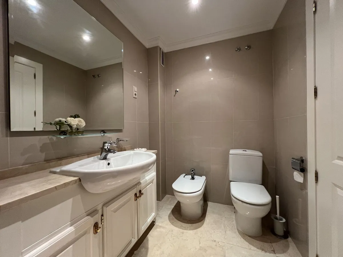 f6d9ba5a-dc8a-4543-a385-2ca03db6b520