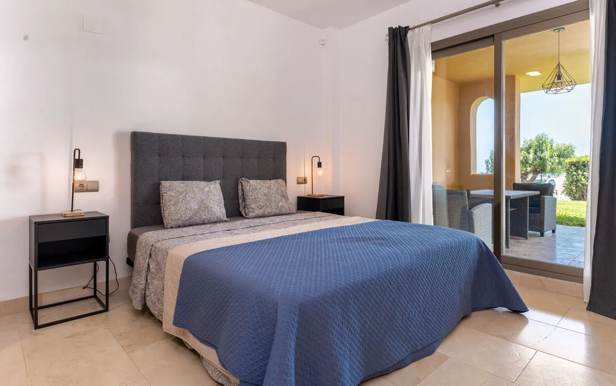 564dbb29-3ba4-497c-b368-9e8244b27947