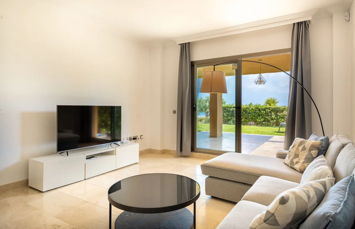 b45d643d-97c4-4be2-9306-82a8c22e9690