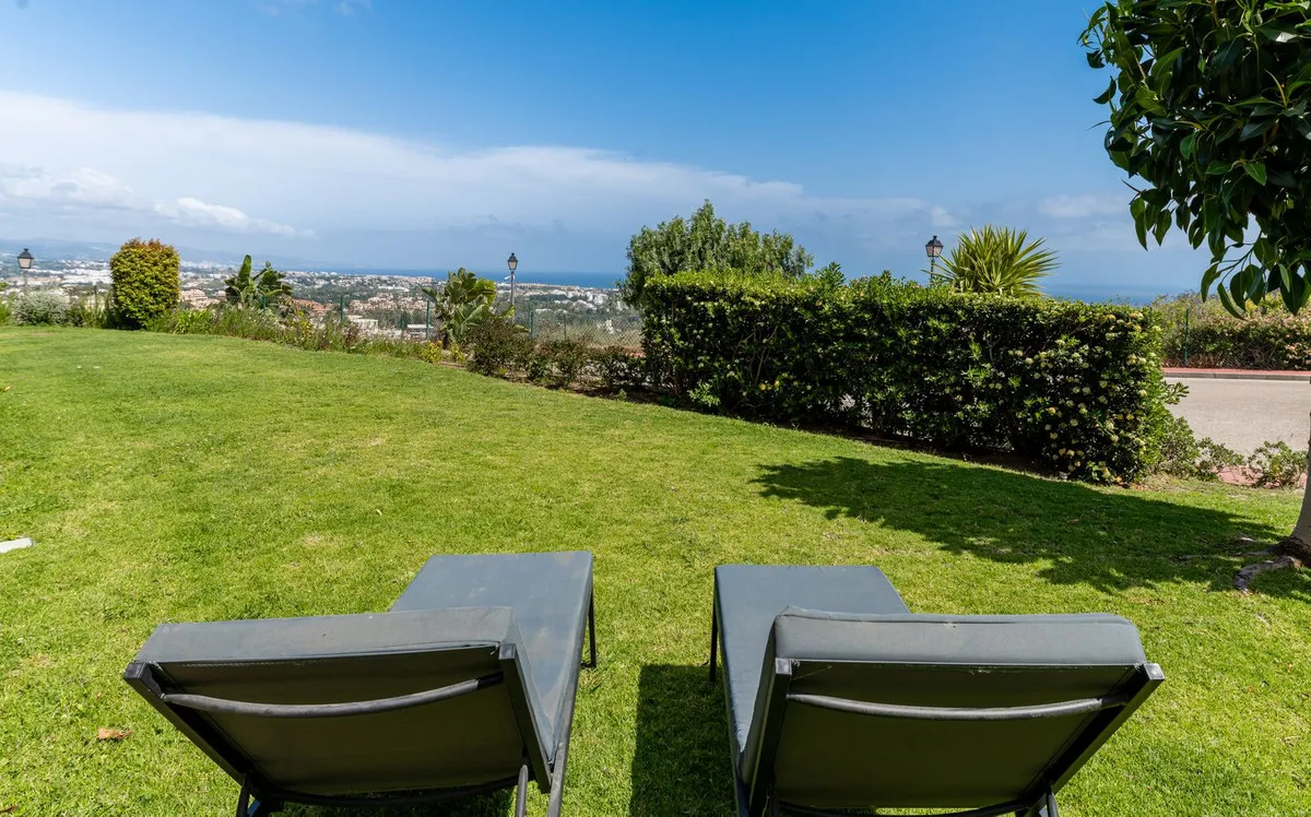 e002da3c-315a-4451-9b9a-684a8995eb90