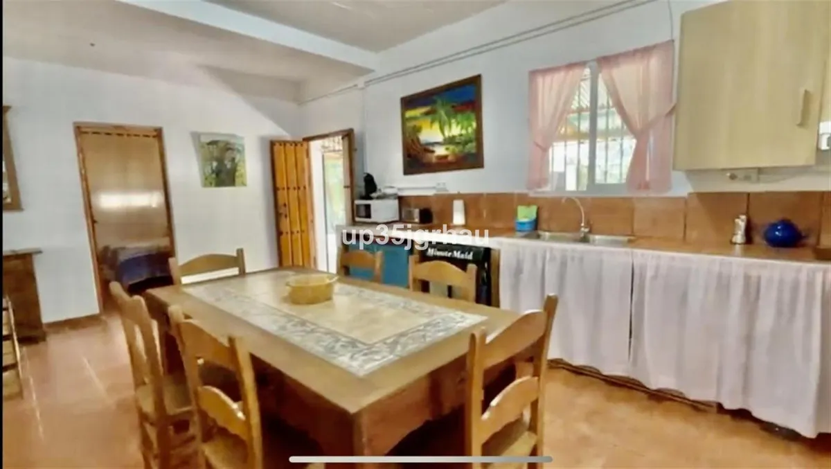 e68199c9-a943-4fe7-ac92-b93e83b64033