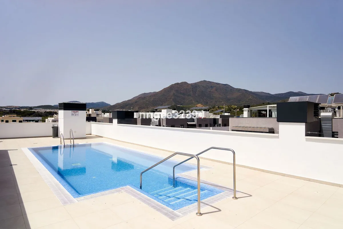 0f6afa82-f986-4219-9c46-746b15e86e40