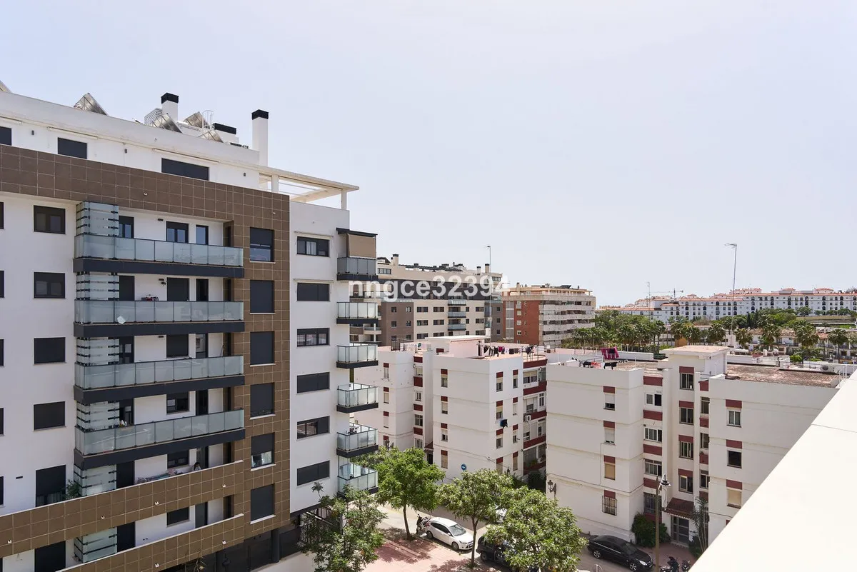 2cfbb373-d9c3-4020-ad94-8f70382f4a87