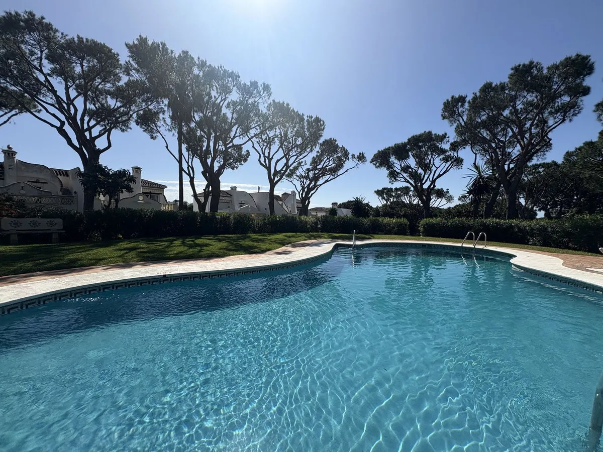 b256263a-8c3a-42f1-9211-ec3f258ffe59