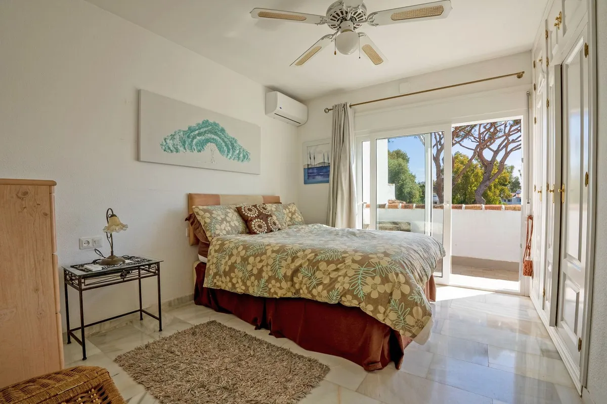 c5977f3c-3527-4250-b033-971c70d7f90e