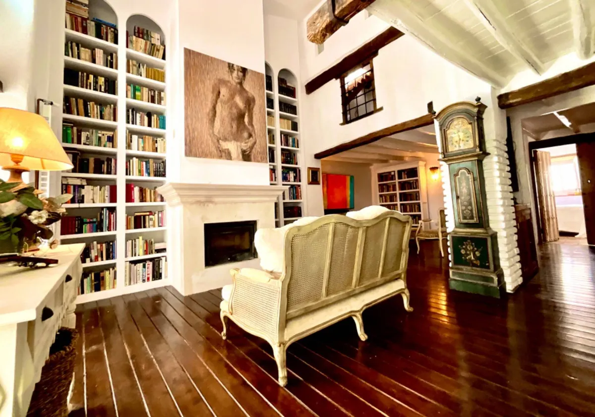 33fc1cbb-0b7b-49ae-9fc3-f7c8df52f282