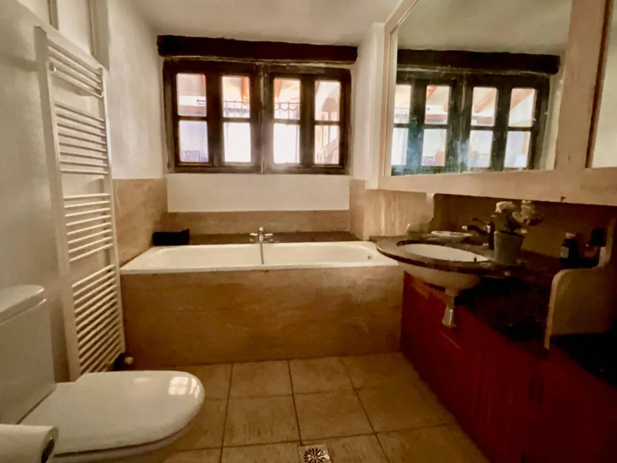 dab6de80-2fd1-4372-8056-9d555d1a2b03