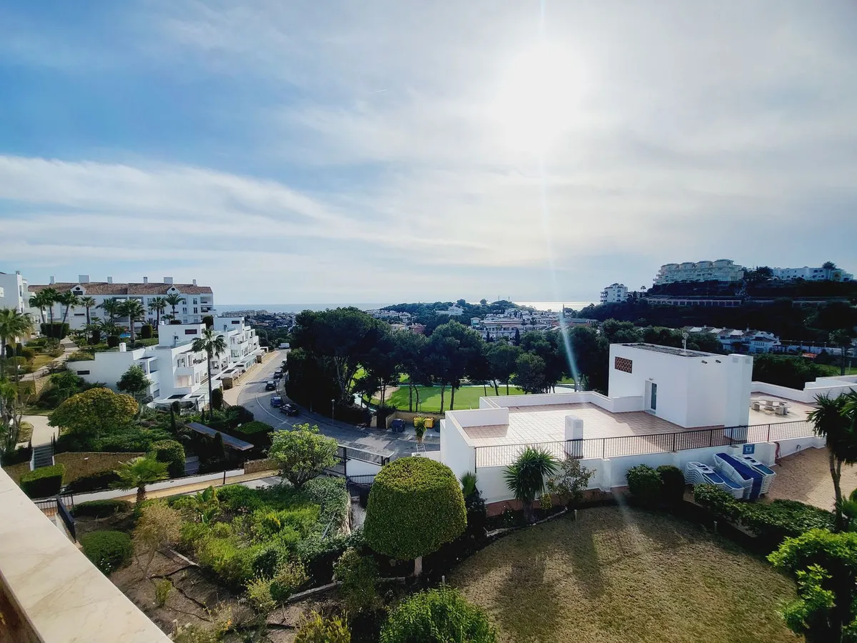 dc66298c-fc07-4903-bd2f-aa2ceb9cc5e1