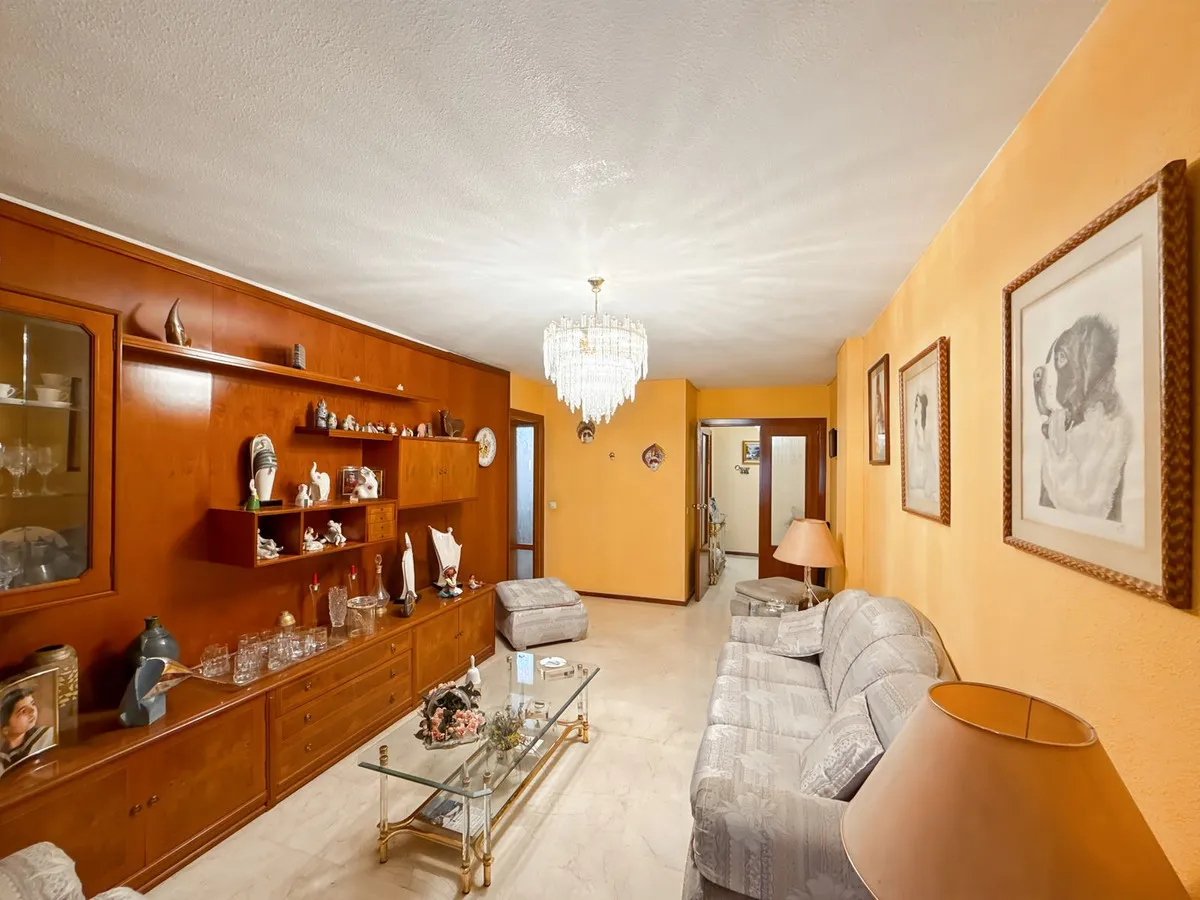 07f22754-11d2-4bb7-84c3-c16c6e152f7d