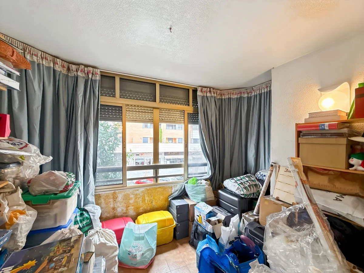 f36694f2-1dd7-4f49-a443-25b38b51f7c8