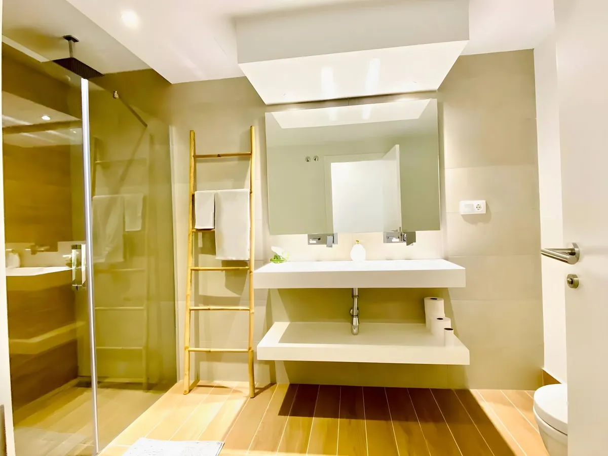 5886c96e-77d2-4af7-a9c5-b3e11474a523