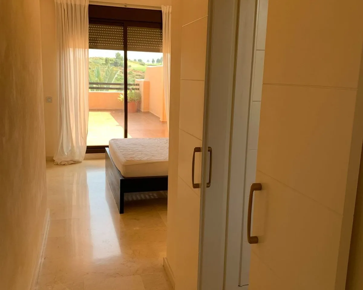 6aaa2421-22be-43bc-977e-52fb38527004